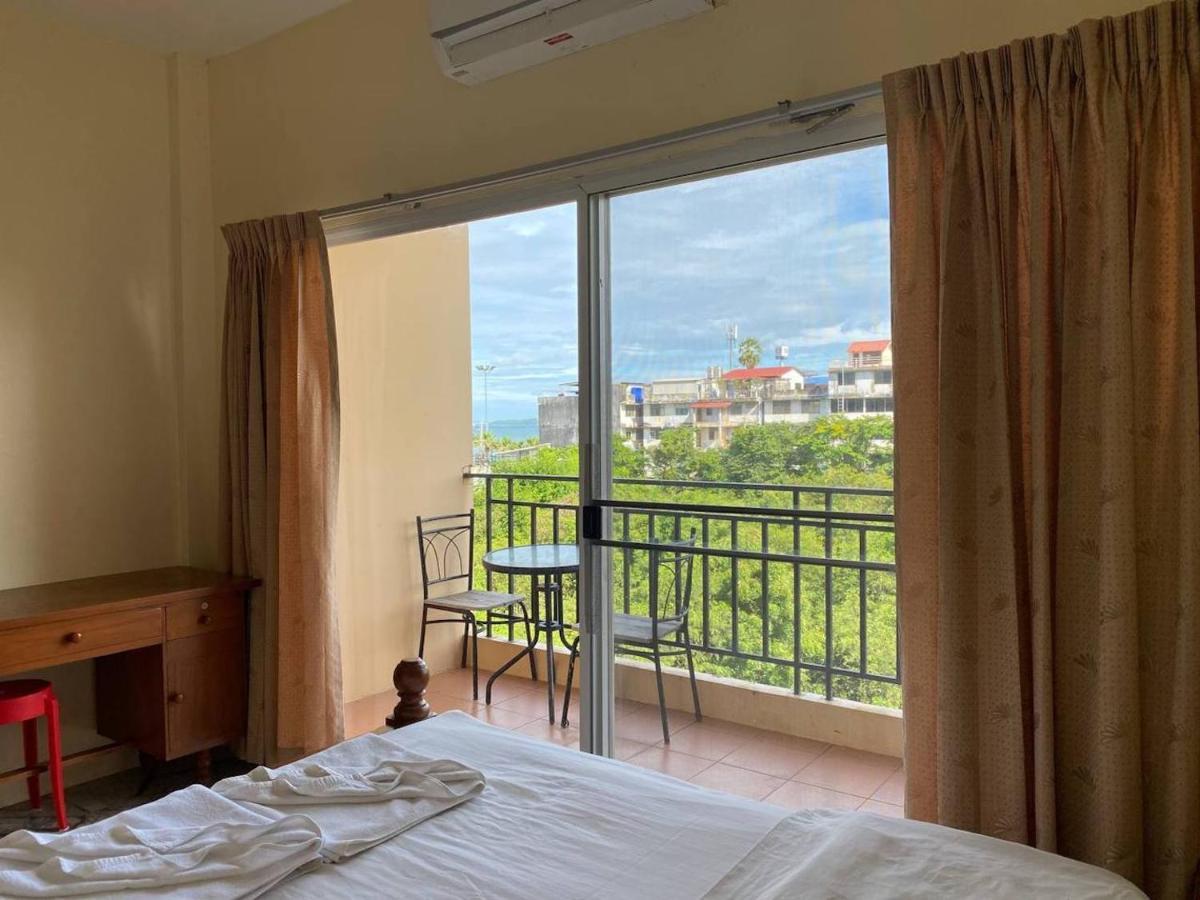 Отель Orange Jomtien Экстерьер фото