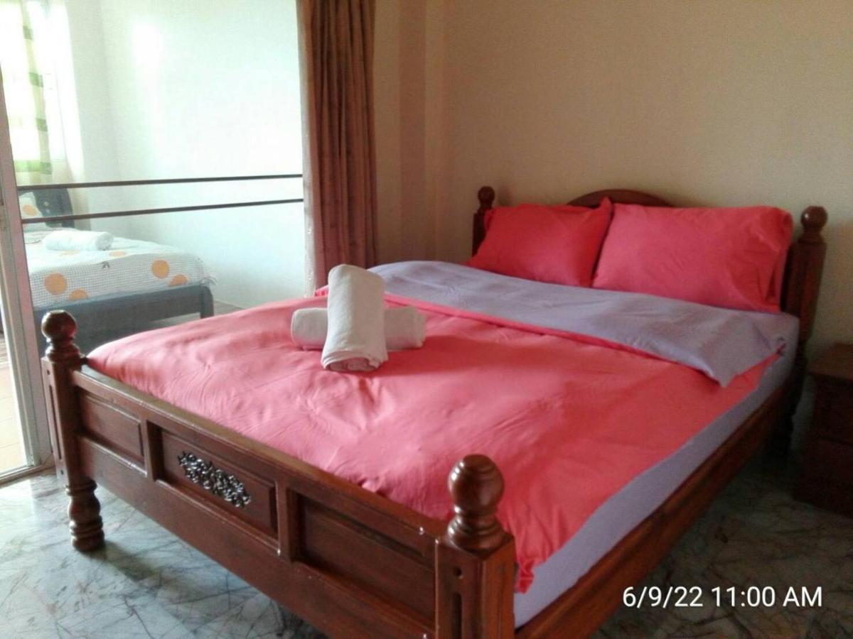 Отель Orange Jomtien Экстерьер фото