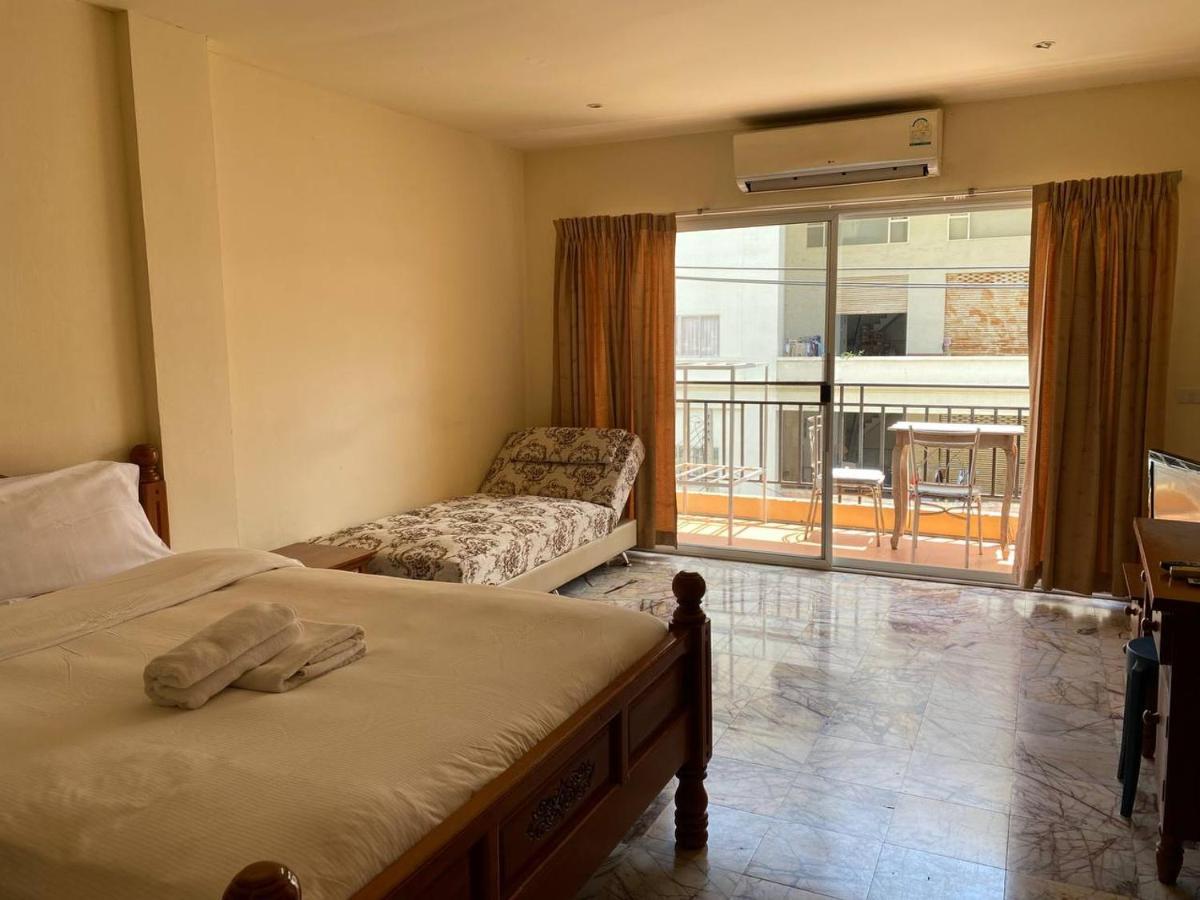 Отель Orange Jomtien Экстерьер фото