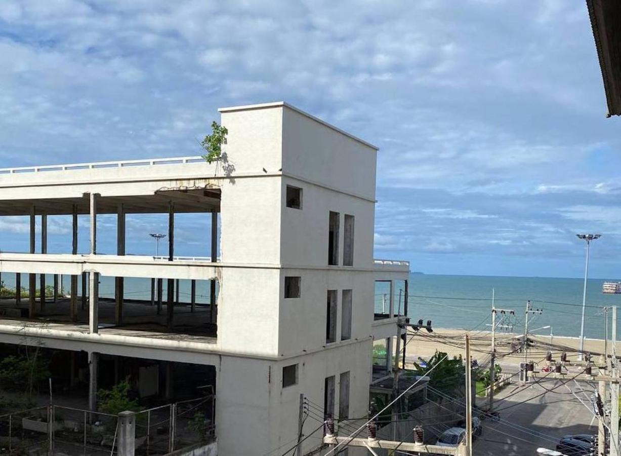 Отель Orange Jomtien Экстерьер фото